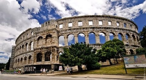 На фото: Амфитеатр Пулы, 118 Амфитеатр Пулы, 118