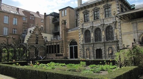 На фото: Дом Рубенса, 118 Дом Рубенса, 118