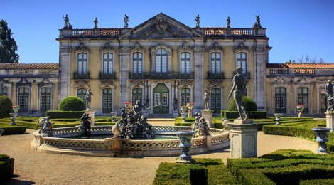 На фото: Дворец Келуш, 118 Дворец Келуш, 118