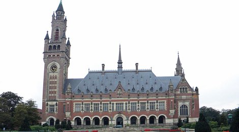 На фото: Дворец Мира, 118 Дворец Мира, 118