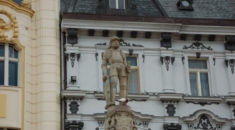 Главная площадь Братиславы, 112