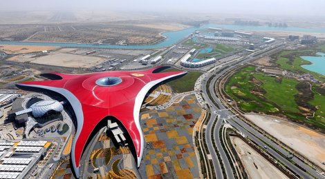 На фото: Развлекательный парк Ferrari World, 118 Развлекательный парк Ferrari World, 118