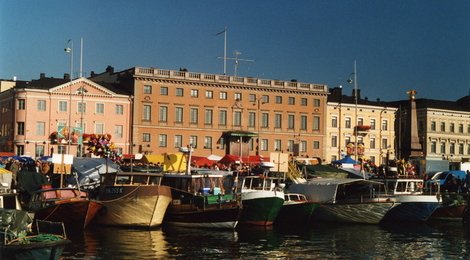 На фото: Рыночная площадь Хельсинки, 118 Рыночная площадь Хельсинки, 118