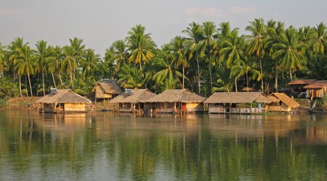 На фото: Си Фан Дон, 118 Си Фан Дон, 118