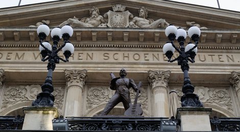 На фото: Старая опера Франкфурта, 118 Старая опера Франкфурта, 118