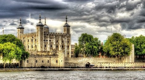 На фото: Тауэр, 118 Тауэр, 118