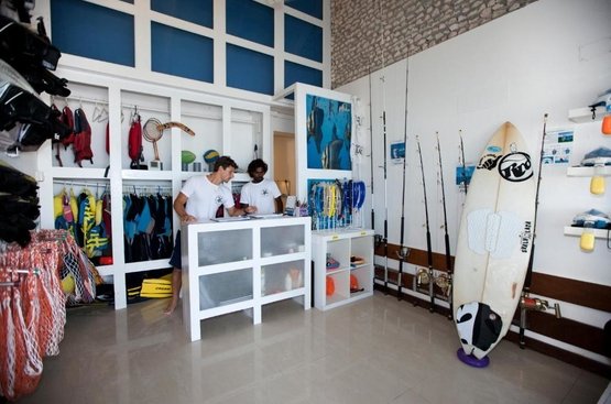 Мальдивы Diamonds Athuruga Maldives Resort & Spa
