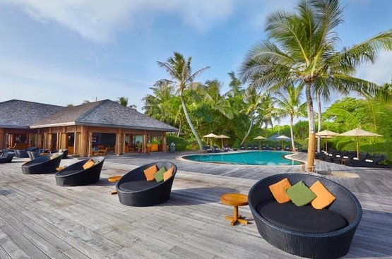 Мальдіви Kuredu Island Resort Maldives
