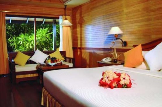 Мальдіви Royal Island Resort & Spa