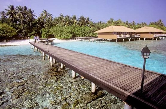 Мальдіви Embudu Village