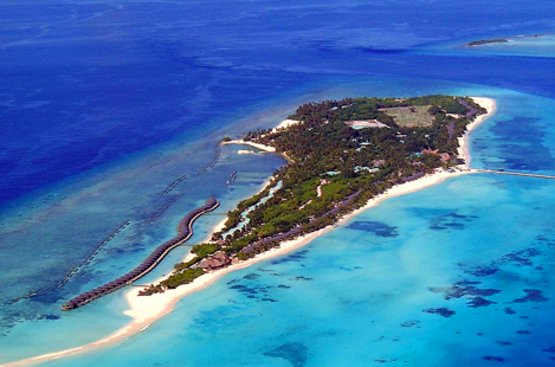 Мальдіви Kuredu Island Resort Maldives