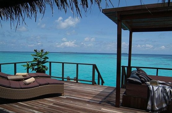 Мальдіви Coco Palm Dhuni Kolhu Resort & Spa