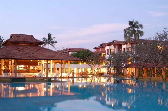 Шрі Ланка Club Hotel Dolphin