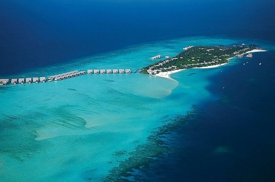 Мальдіви Four Seasons Resort Maldives at Landaa Giraavaru