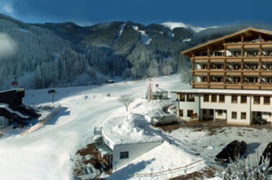 Австрія Alpina Resort Schwebebahn