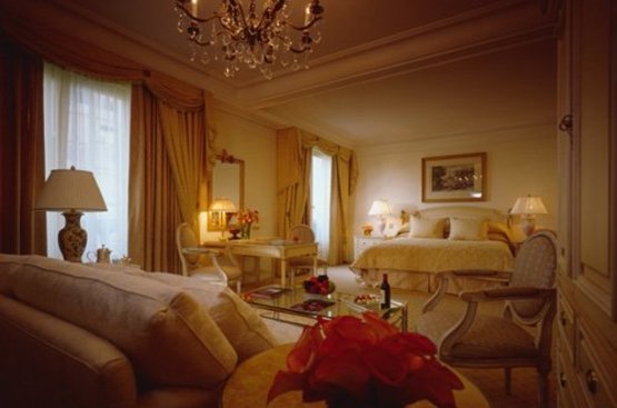 Франция Four Seasons Hotel George V Palace
