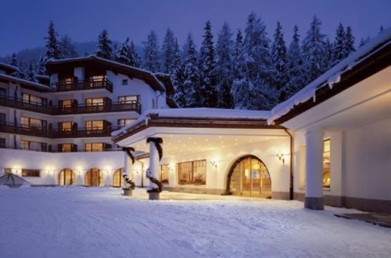 Швейцарія Arabella Sheraton Hotel Waldhuus