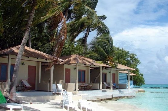 Мальдіви Summer Island Village