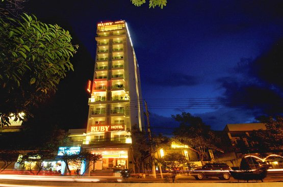 В'єтнам Ruby Hotel