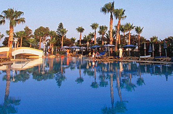 Кіпр Grand Resort