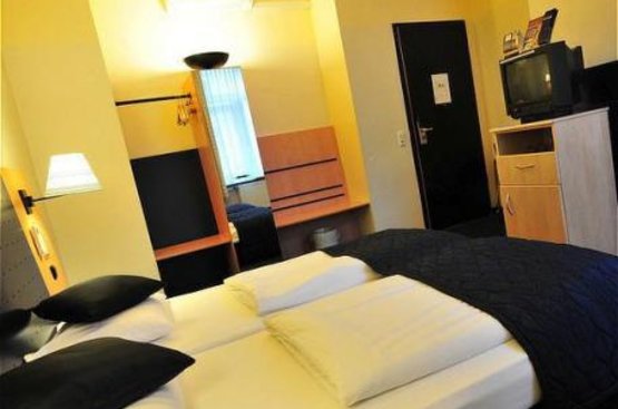 Німеччина Comfort Hotel Frankfurt City Center