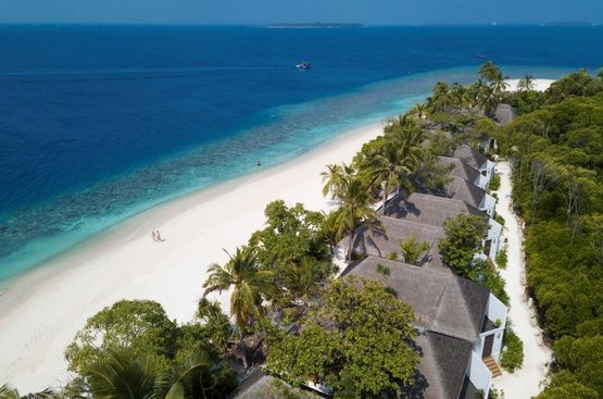 Мальдіви Dreamland — The Unique Sea & Lake Resort