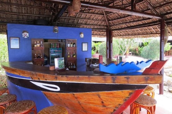 Вьетнам Whale Island Hotel