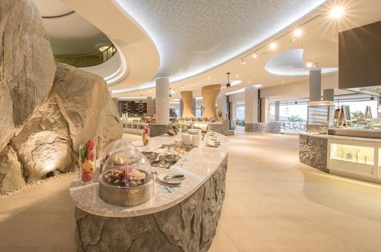 Таїланд Crest Resort & Pool Villas