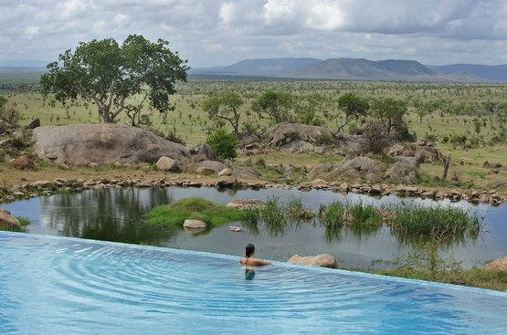 Танзанія Four Seasons Safari Lodge Serengeti 
