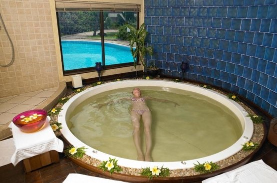  Diani Reef Beach Resort & Spa