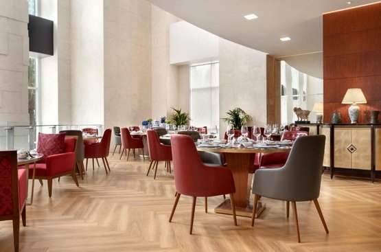 ОАЕ Shangri-La Hotel Dubai