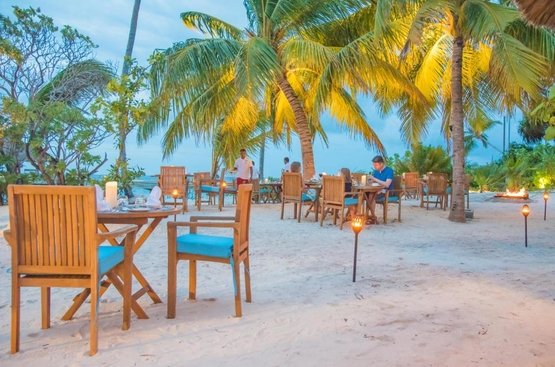 Мальдіви Reethi Faru Resort