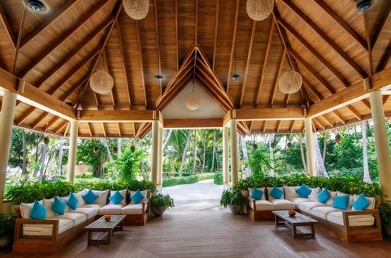 Мальдіви Reethi Faru Resort