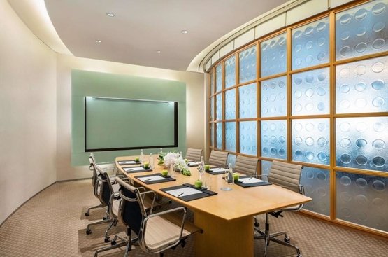 ОАЕ Shangri-La Hotel Dubai