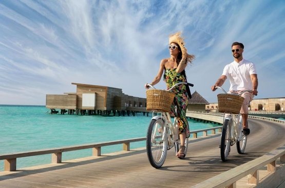 Мальдіви Kuda Villingili Resort Maldives