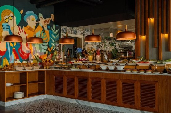 ОАЭ C Central Hotel and Resort The Palm