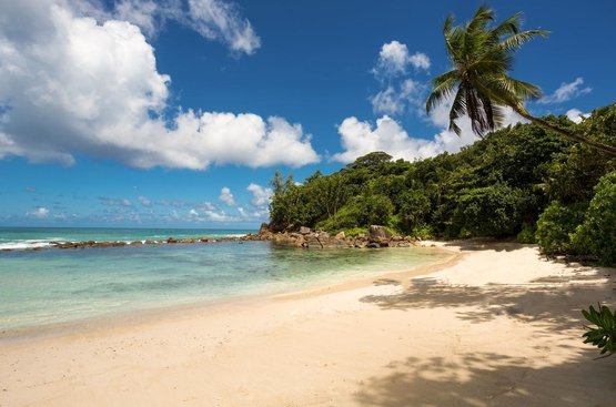 Сейшели AVANI Seychelles Barbarons Resort