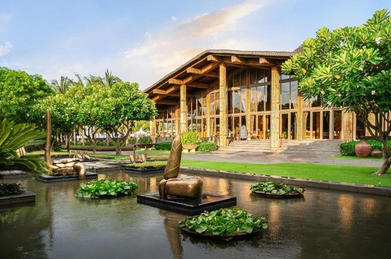 В'єтнам Naman Retreat