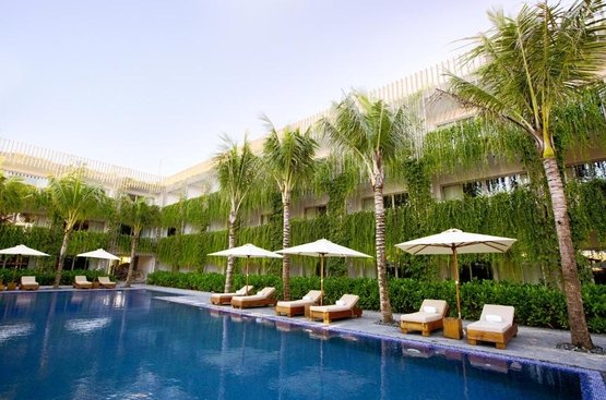 В'єтнам Naman Retreat