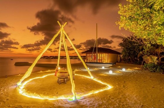 Мальдіви Kagi Maldives Resort & Spa