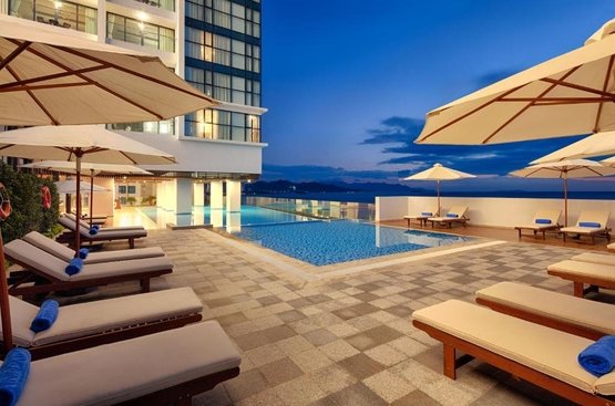 Вьетнам Vinpearl Beachfront Nha Trang