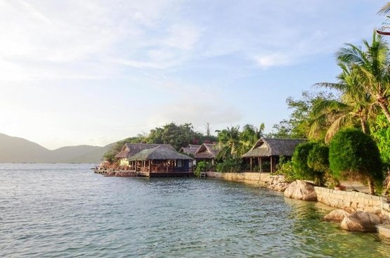 Вьетнам Whale Island Hotel