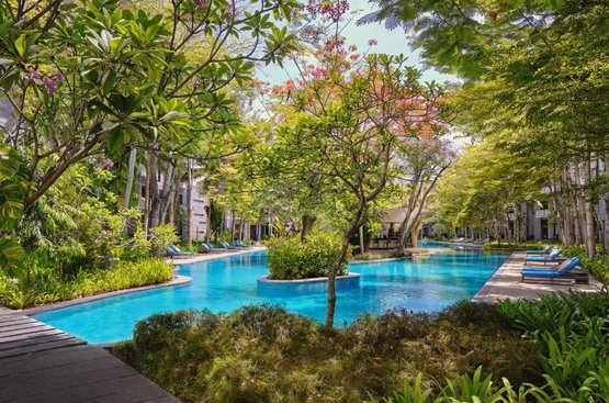  Courtyard by Marriott Bali Nusa Dua Resort