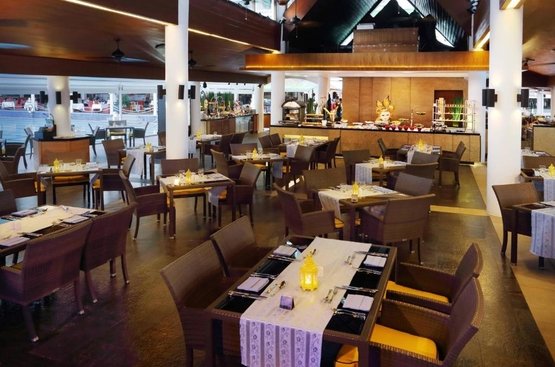 Таїланд Le Meridien Phuket Beach Resort 