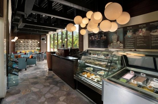 Таїланд Pullman Phuket Karon Beach Resort