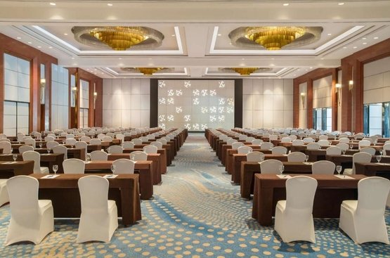 Філіппіни Radisson Blu Cebu