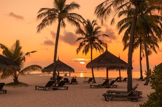 Мальдіви Kuredu Island Resort Maldives