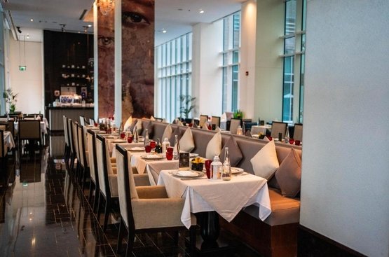 ОАЕ The Ritz-Carlton DIFC Downtown Dubai 