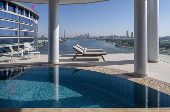 ОАЕ Marriott Marquis Dubai Creek 