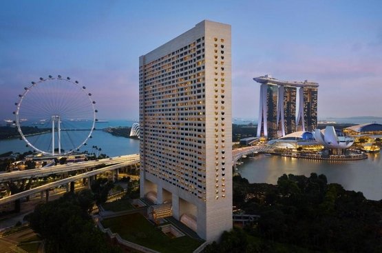 Сінгапур The Ritz-Carlton, Millenia Singapore